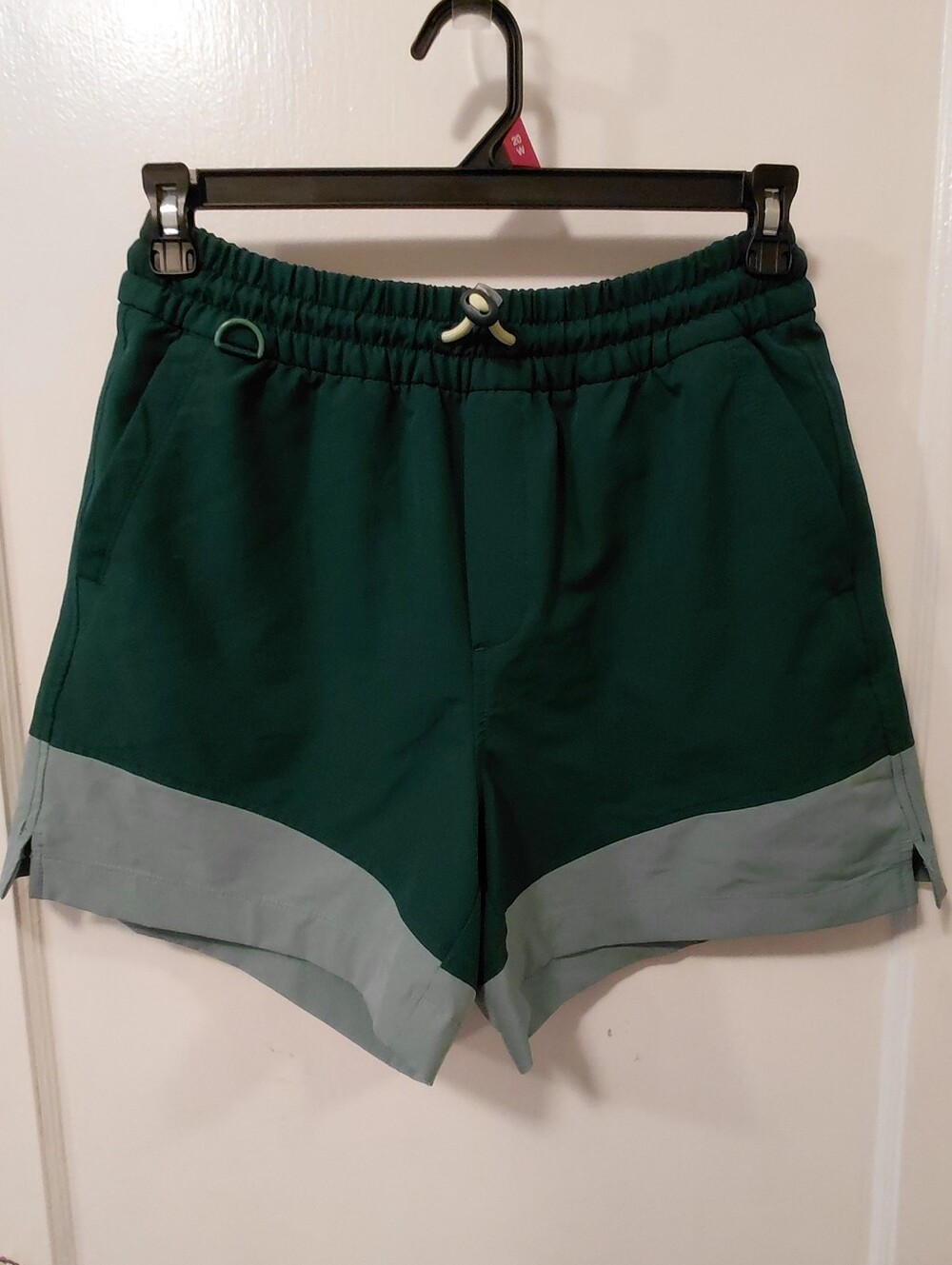 Old Navy High-Waisted StretchTech Water-Repellent Shorts -- 4.5-inch inseam